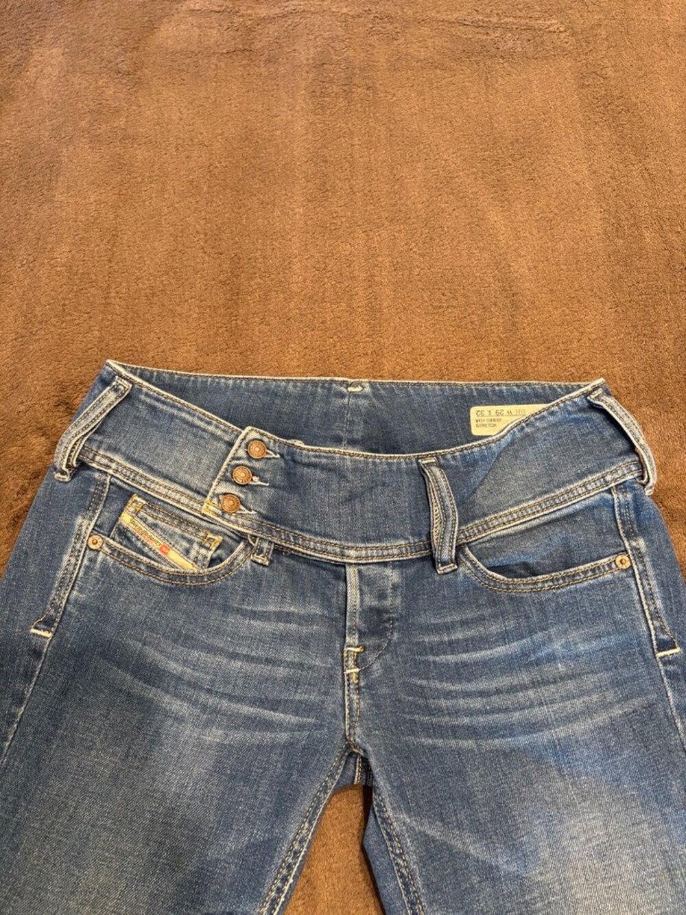 DIESEL Cherock Regular Slim-Bootcut Stretch Jeans Wash 0885F Women’s W29 L32